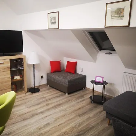 Apartmán Ferien- Und Businesswohnung Sonnentor Dreilaendereck Im Zweiten Stock *