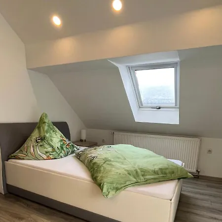 Apartmán Ferien- Und Businesswohnung Sonnentor Dreilaendereck Im Zweiten Stock Sonnen