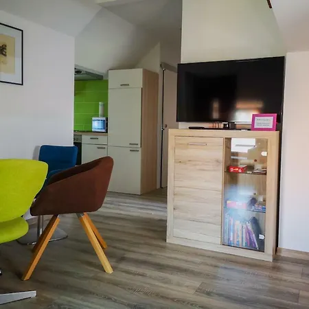 Apartmán Ferien- Und Businesswohnung Sonnentor Dreilaendereck Im Zweiten Stock