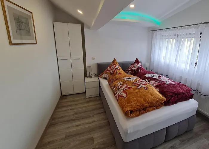 Ferien- Und Businesswohnung Sonnentor Dreilaendereck Im Zweiten Stock Lejlighed