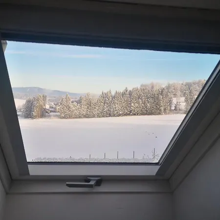 Ferien- Und Businesswohnung Sonnentor Dreilaendereck Im Zweiten Stock アパート *