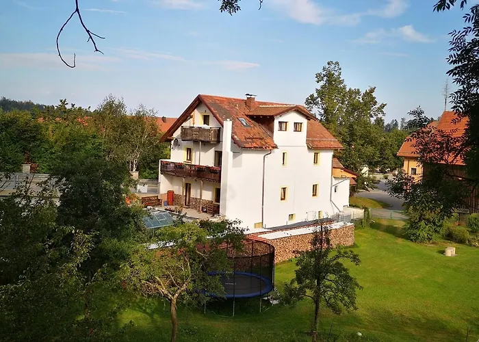 דירה Ferien- Und Businesswohnung Sonnentor Dreilaendereck Im Zweiten Stock