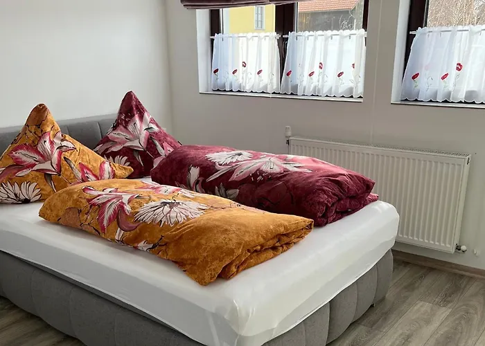 דירה Ferien- Und Businesswohnung Sonnentor Dreilaendereck Im Zweiten Stock *