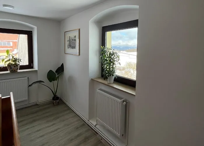 Ferien- Und Businesswohnung Sonnentor Dreilaendereck Im Zweiten Stock * Sonnen