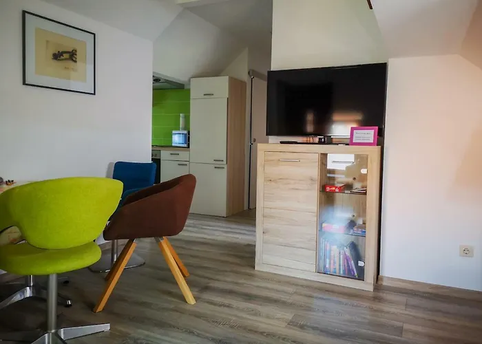 דירה Ferien- Und Businesswohnung Sonnentor Dreilaendereck Im Zweiten Stock